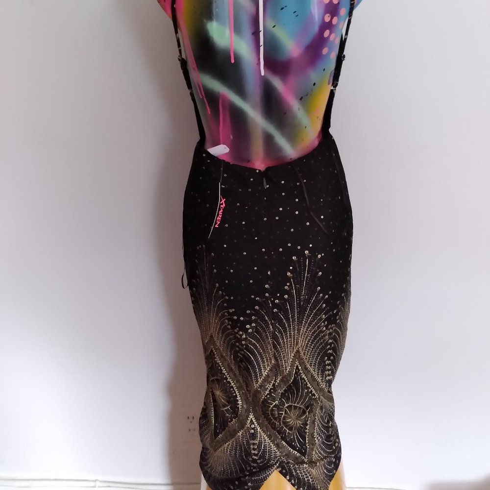 WOMANS CLOTHING - Picture 6 of 16